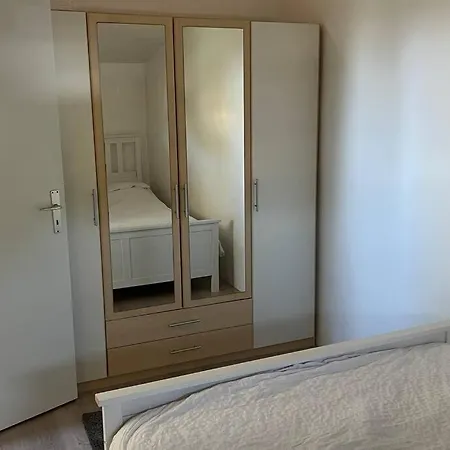 La Petit Frontiere 公寓 *